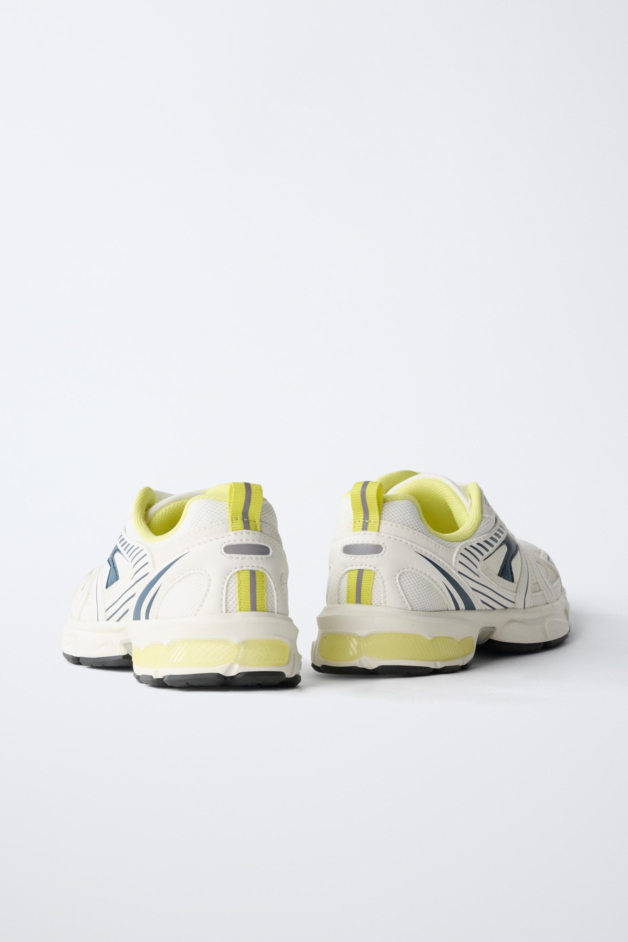 MESH SNEAKERS